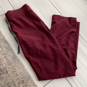 Small tall Livingston figs burgundy pants